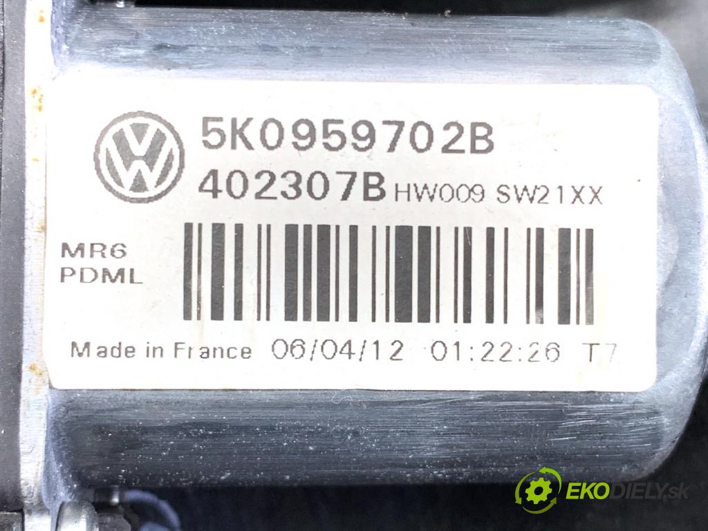 VW GOLF VI liftback 2012 66 kW 1.6 TDI 1598 mechanismus okna pravý přední část 5K0959702B 5K0959792
