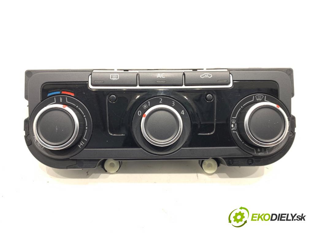 VW GOLF VI liftback 2012 66 kW 1.6 TDI 1598 Panel ovládania kúrenia 7N0907426AM (Prepínacie páčky pod volantom)