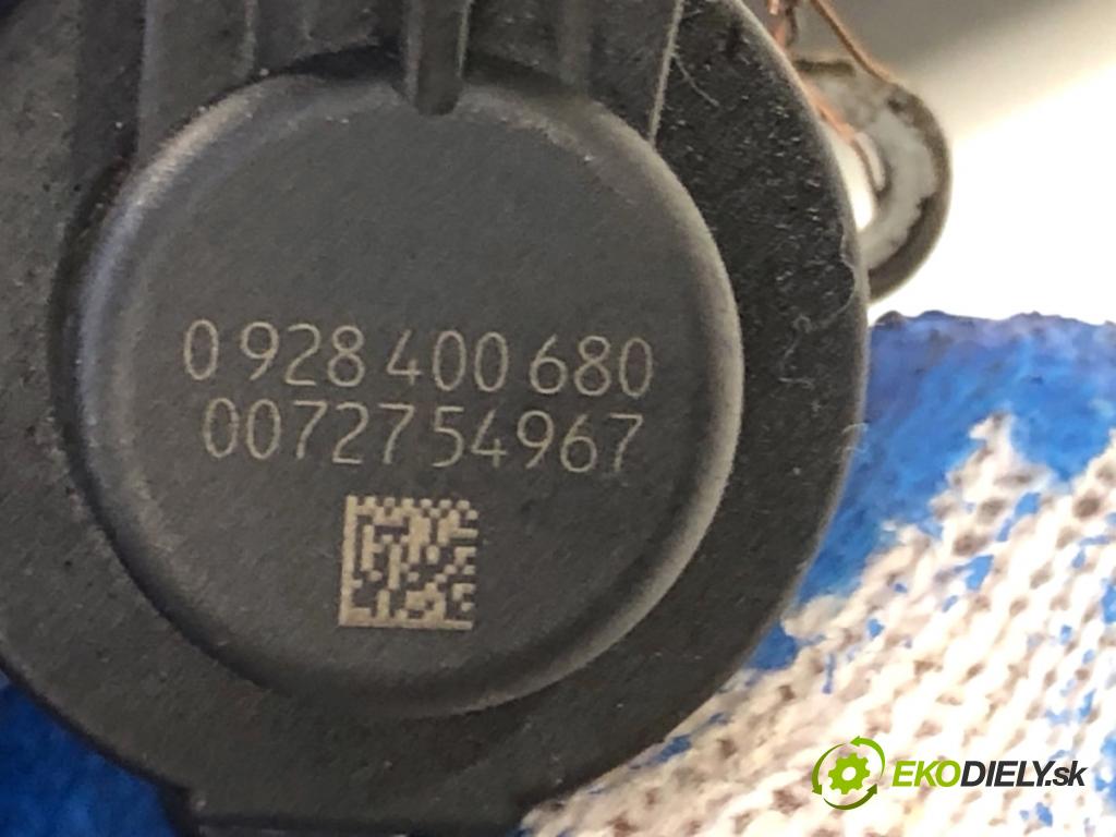 OPEL INSIGNIA A Kombi 2010 118 kW 2.0 CDTI (35) 1956 Regulátor tlaku paliva 0928400680 (Palivový systém ostatné)