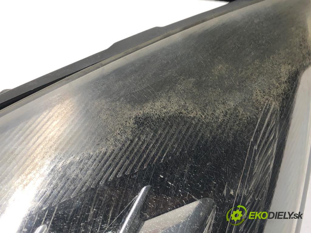OPEL INSIGNIA A Kombi 2010 118 kW 2.0 CDTI (35) 1956 Svetlomet ľavy predný BI-XENON 13226792