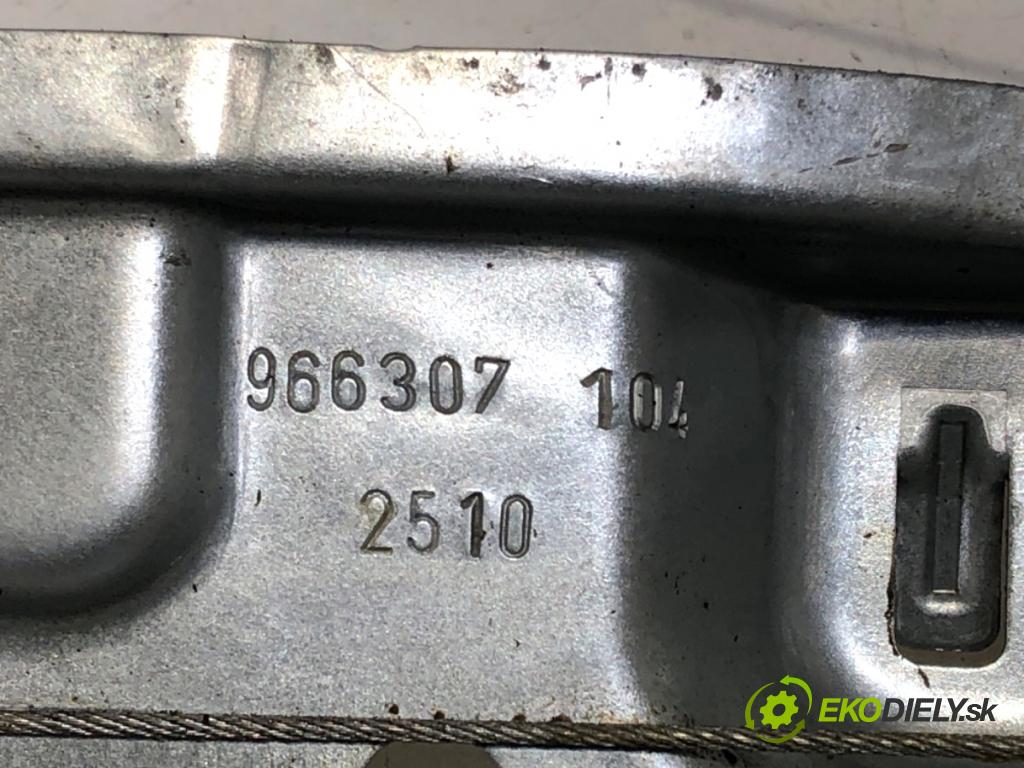 OPEL INSIGNIA A Kombi 2010 118 kW 2.0 CDTI (35) 1956 mechanismus okna pravý zadní část 910280-103