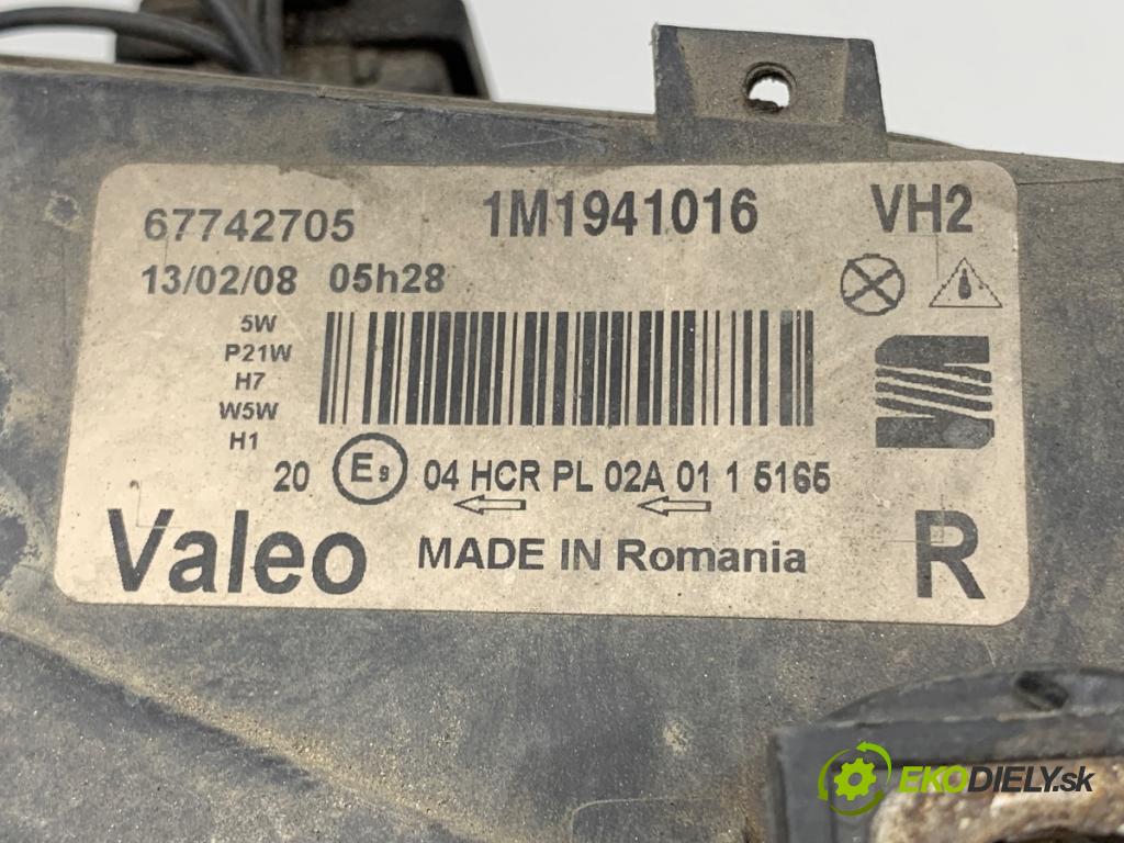 SEAT LEON I liftback 2000 132 kW 1.8 20V T 1781 Svetlomet pravy predný 1M1941016