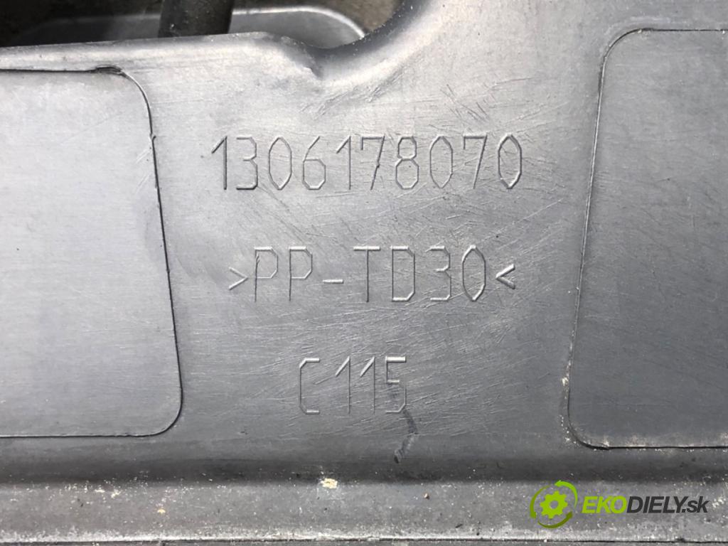 FIAT DUCATO III Autobus 2009 115 kW 160 Multijet 3,0 D 2999 torpédo plast pod čelní okno 1306178070 (Torpéda)