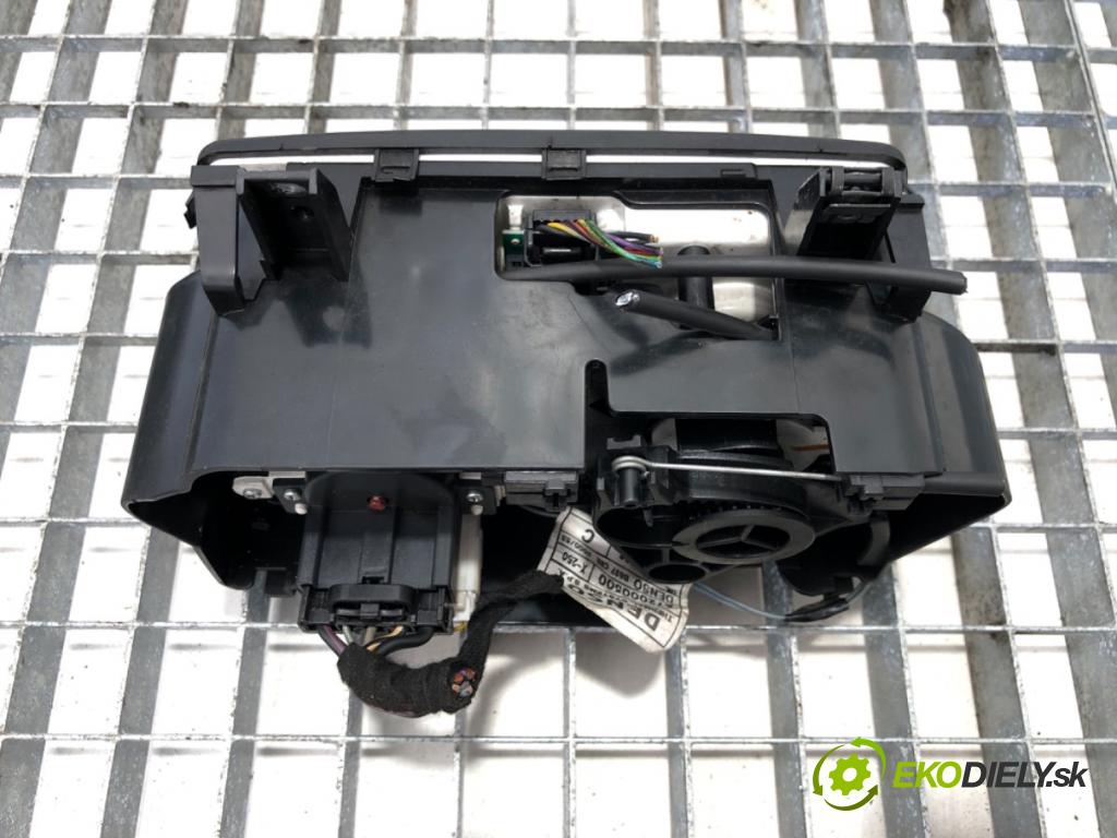 FIAT DUCATO III Autobus 2009 115 kW 160 Multijet 3,0 D 2999 Panel ovládania kúrenia  (Prepínacie páčky pod volantom)