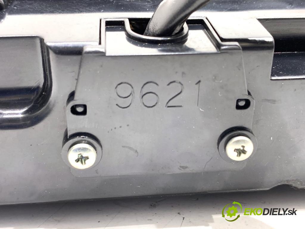 MAZDA 3 liftback 2007 110 kW 2.0 (BKEP) 1999 Dislpej  (Prístrojová doska)