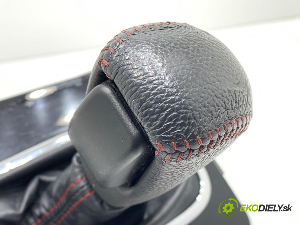 SUBARU IMPREZA III WRX sedan 2015 221 kW 2.0 AWD 1998 Kulisa  (Rýchlostná páka (kulisa))