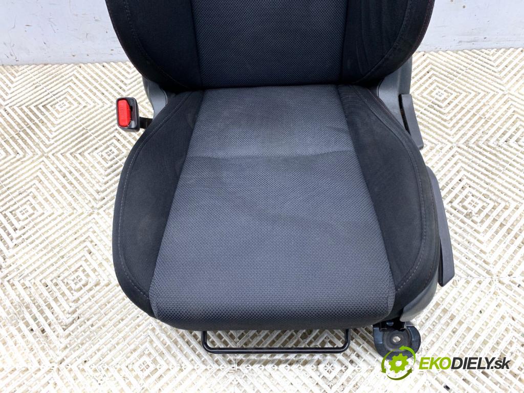 SUBARU IMPREZA III WRX sedan 2015 221 kW 2.0 AWD 1998 Sedadlo ľavy predný