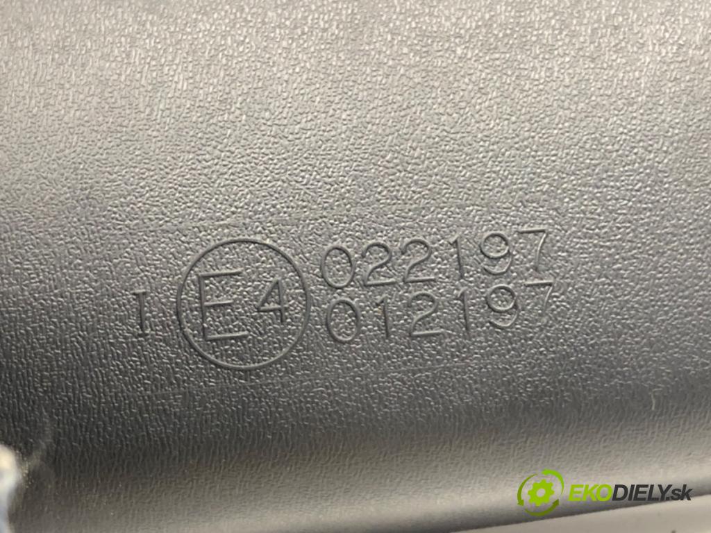 SUBARU IMPREZA III WRX sedan 2015 221 kW 2.0 AWD 1998 zpětné zrcátko vnitřní  (Světla vnitřní)