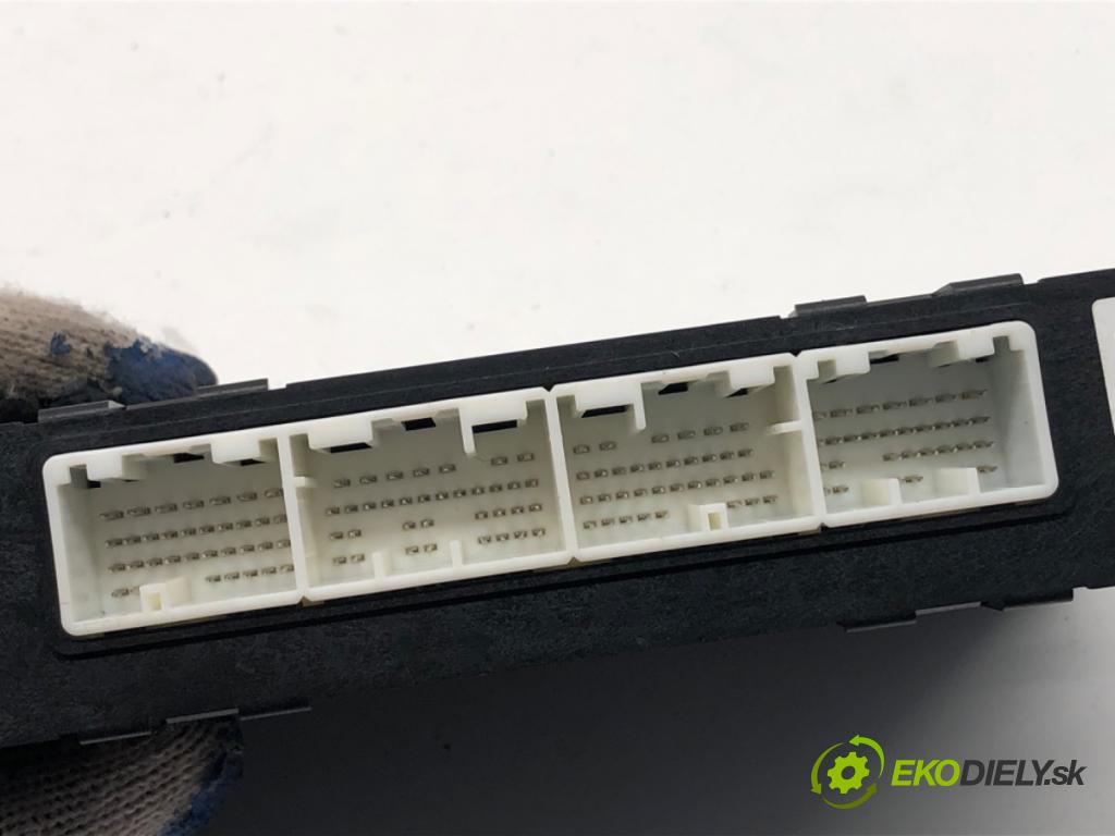 SUBARU IMPREZA III WRX sedan 2015 221 kW 2.0 AWD 1998 Modul komfortu 88281VA051 (Modul komfortu)