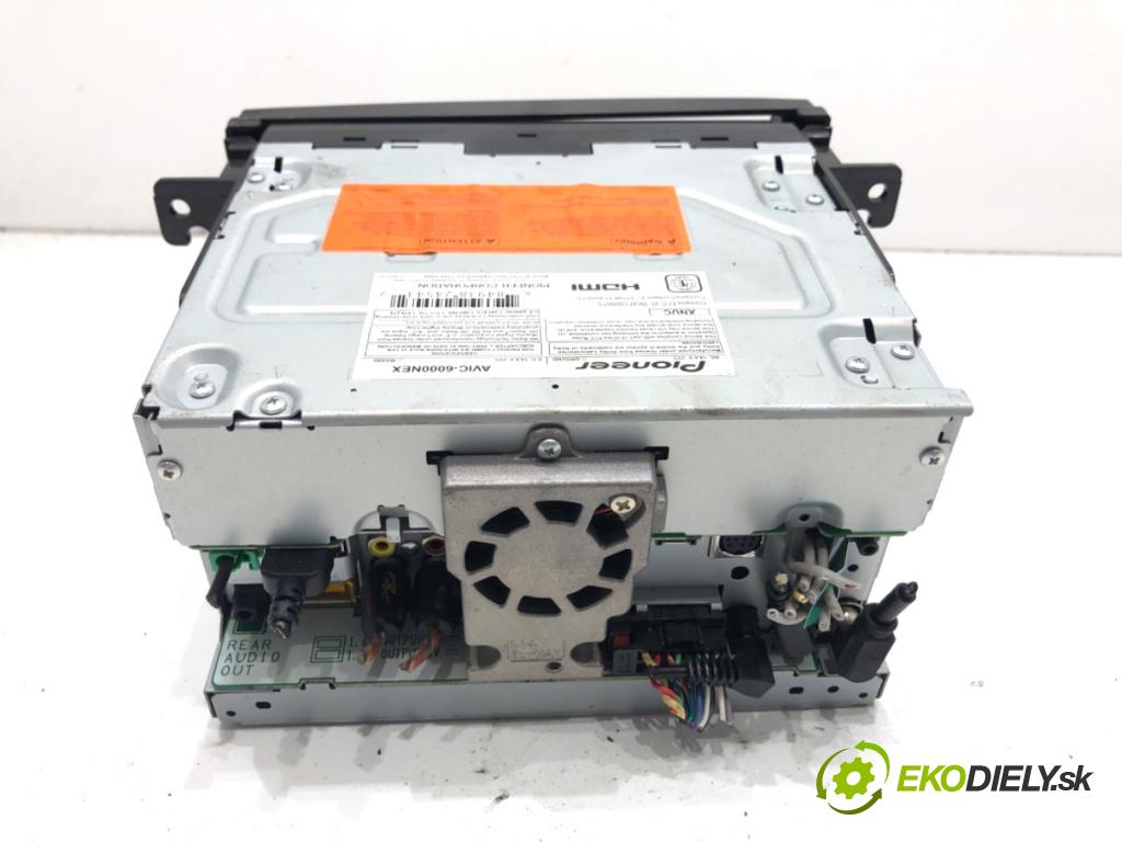 SUBARU IMPREZA III WRX sedan 2015 221 kW 2.0 AWD 1998 RADIO Navigácia AVIC-6000NEX (Audio zariadenie)