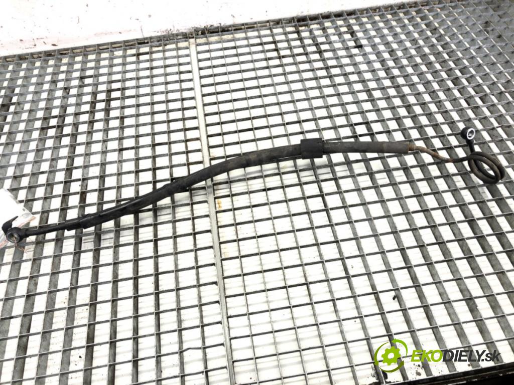 AUDI A4 B7 Kombi 2006 103 kW 2.0 TDI 1968 hadica servočerpadlo  (Rúrka servočerpadla)