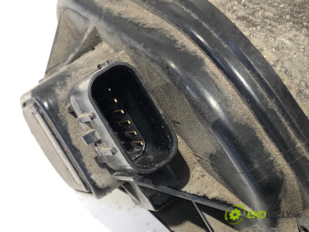 FORD FOCUS II liftback 2007 74 kW 1.6 1596 Škrtiaca klapka 2S6U-FC (Škrtiaca klapka)