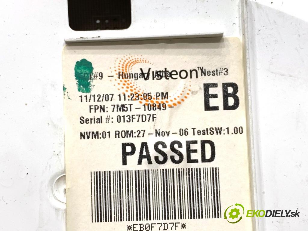 FORD FOCUS II liftback 2007 74 kW 1.6 1596 Prístrojovka 7M5T-10849-EB (Prístrojová doska)