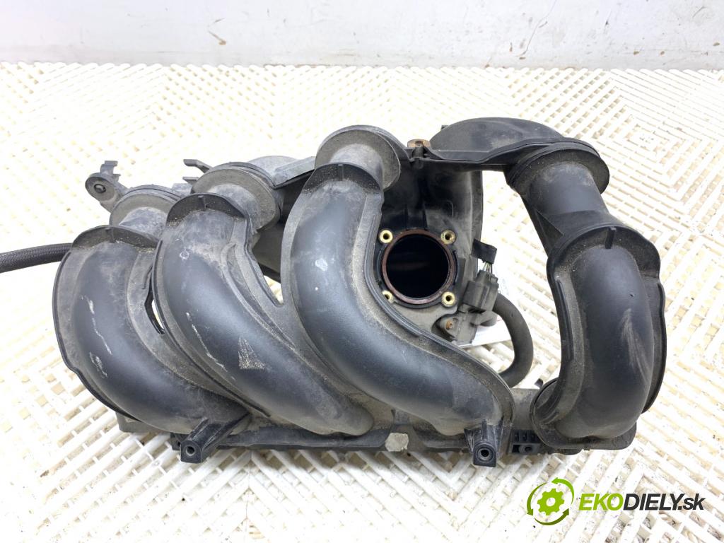 FORD FOCUS II liftback 2007 74 kW 1.6 1596 Potrubie sacie, sanie  (Sacie potrubie)