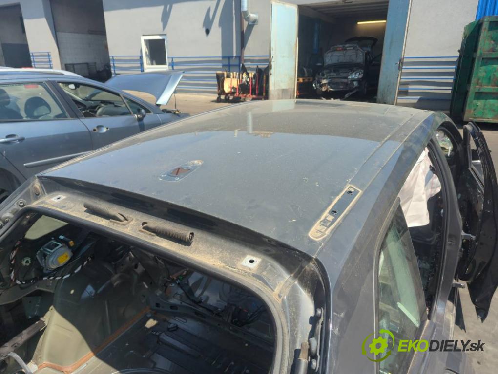 VW GOLF VIII liftback 2022 96 kW 1.5 TSI 1495 KAROSERIA ČTVRŤÁK blatník zadní část levý pravý práh střecha PODŁUŻNICA levý pravý