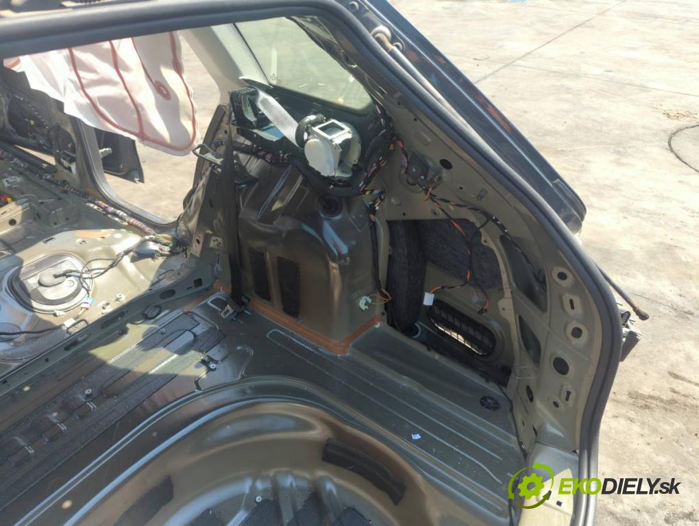 VW GOLF VIII liftback 2022 96 kW 1.5 TSI 1495 KAROSERIA ČTVRŤÁK blatník zadní část levý pravý práh střecha PODŁUŻNICA levý pravý