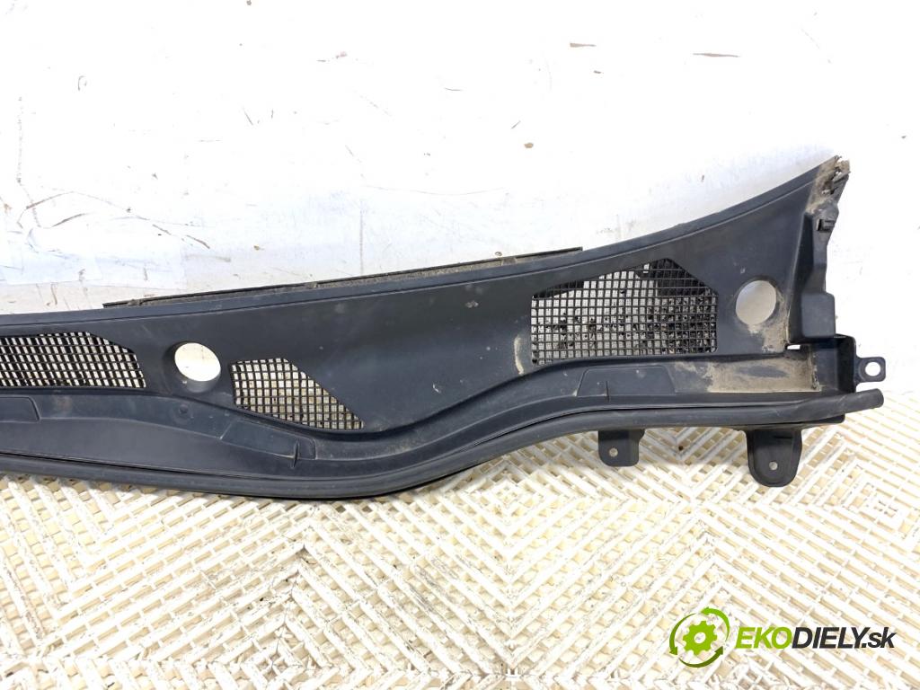LEXUS GS sedan 2006 218 kW 450h (GRS191_, GWS191_) 3456 torpédo plast pod čelní okno 55708-30100 (Torpéda)