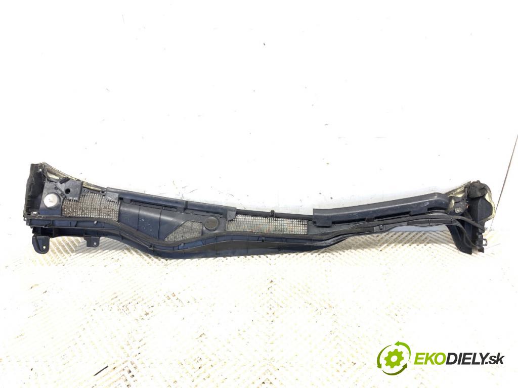 LEXUS GS sedan 2006 218 kW 450h (GRS191_, GWS191_) 3456 torpédo plast pod čelní okno 55708-30100 (Torpéda)