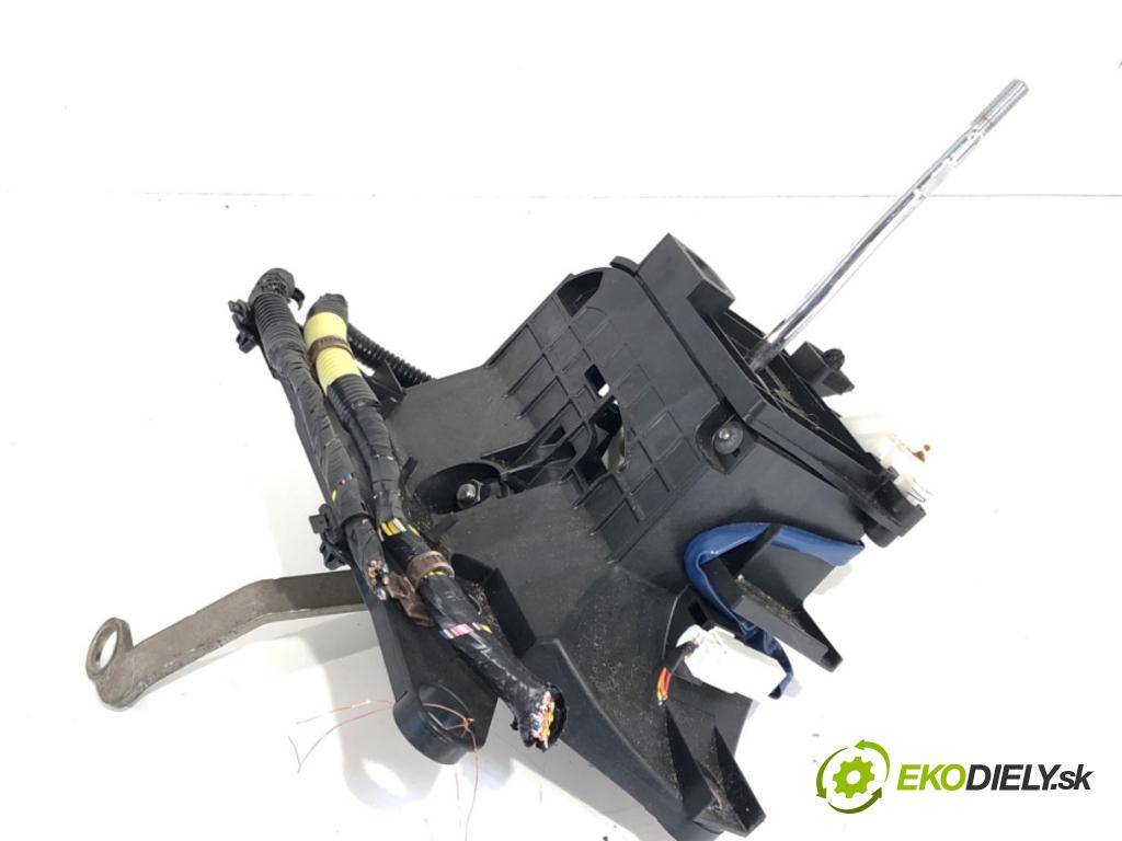 LEXUS GS sedan 2006 218 kW 450h (GRS191_, GWS191_) 3456 Kulisa  (Rýchlostná páka (kulisa))