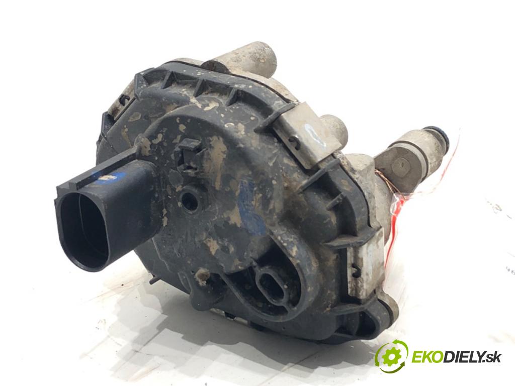 VW GOLF VIII liftback 2022 96 kW 1.5 TSI 1495 nastavovač TURBODMYCHADLA: 04E145725BH
