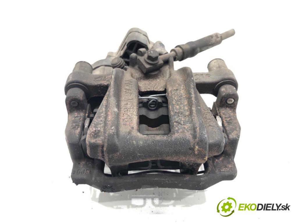 VW GOLF VIII liftback 2022 96 kW 1.5 TSI 1495 brzdič třmen pravý zadní část 5R3615406A