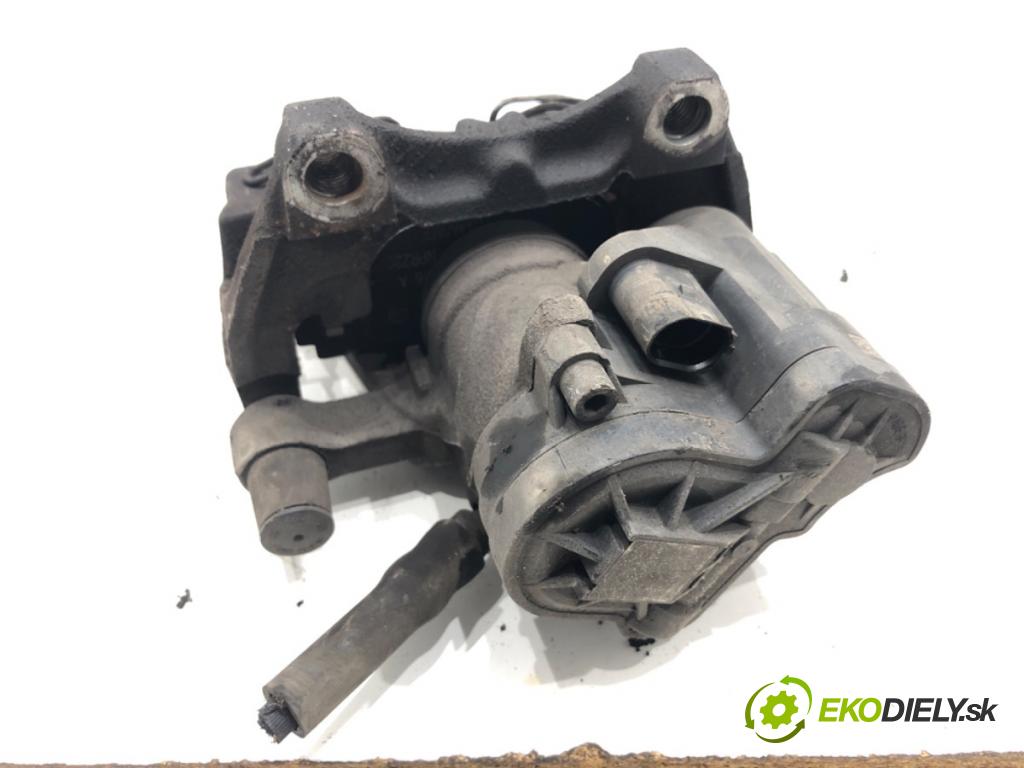 VW GOLF VIII liftback 2022 96 kW 1.5 TSI 1495 brzdič třmen levý zadní část 5R3615405A