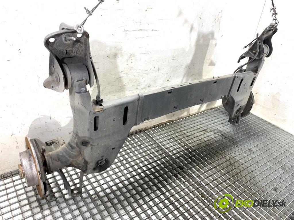 VW GOLF VIII liftback 2022 96 kW 1.5 TSI 1495 výztuha zadní část 5Q0501049BL