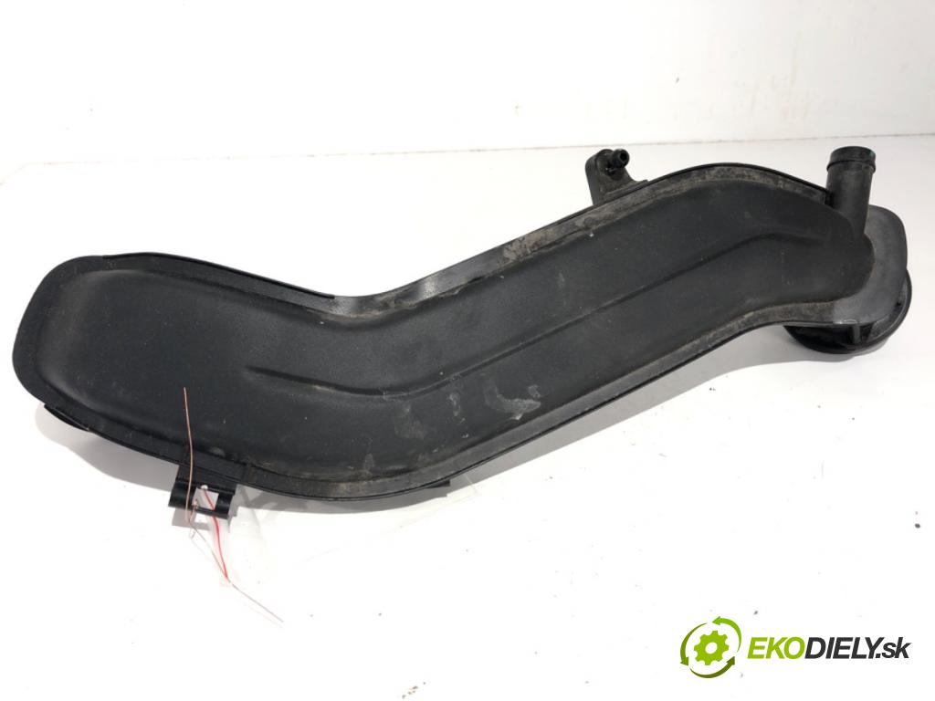 VW GOLF VIII liftback 2022 96 kW 1.5 TSI 1495 Rúra turba 05E145674G