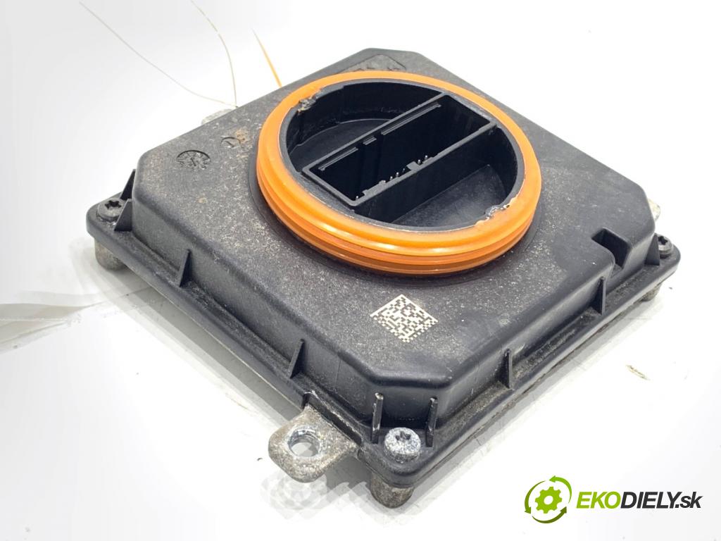 VW GOLF VIII liftback 2022 96 kW 1.5 TSI 1495 Menič XENON 992941591BE (Riadiaca jednotka xenónu)