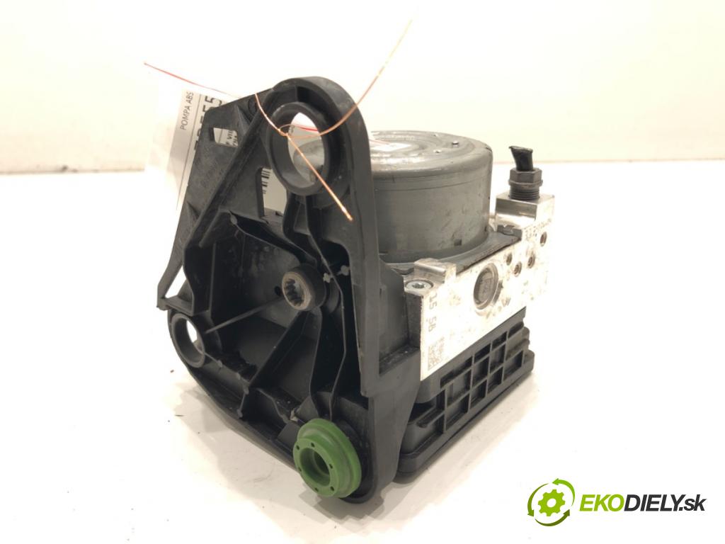 VW GOLF VIII liftback 2022 96 kW 1.5 TSI 1495 Pumpa ABS 5WA614517BL (Pumpa ABS)
