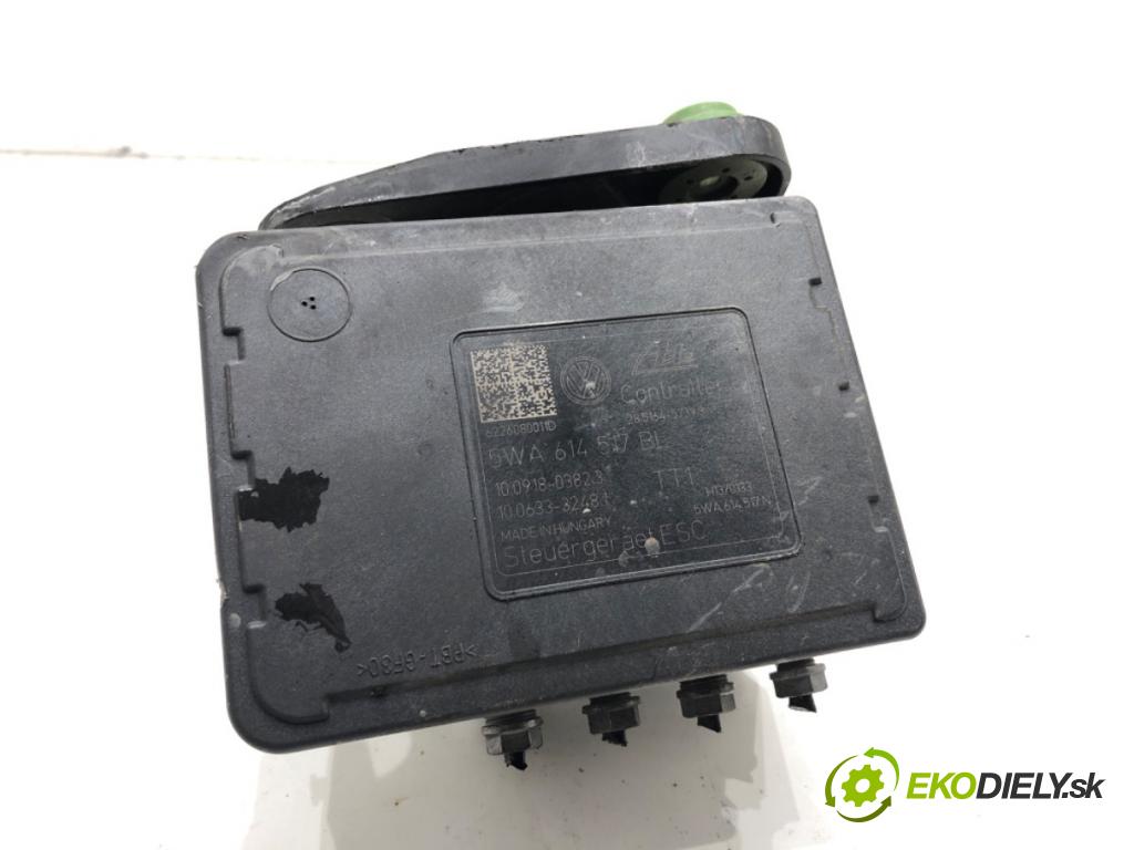 VW GOLF VIII liftback 2022 96 kW 1.5 TSI 1495 Pumpa ABS 5WA614517BL (Pumpa ABS)