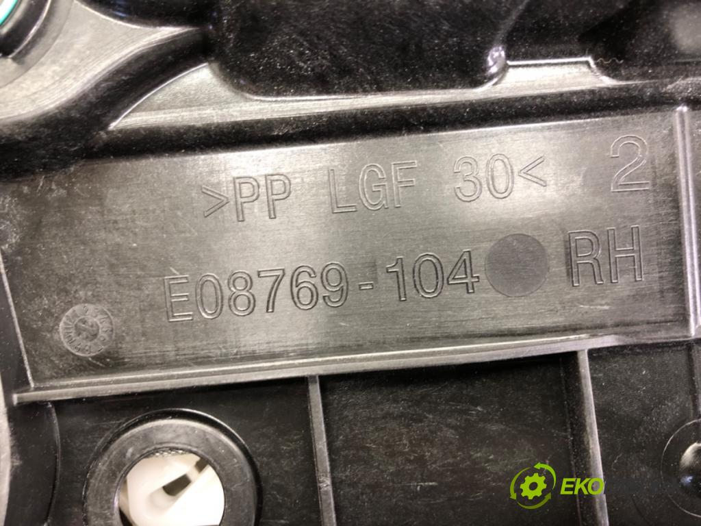 VW GOLF VIII liftback 2022 96 kW 1.5 TSI 1495 mechanismus okna pravý zadní část 5H0839402F