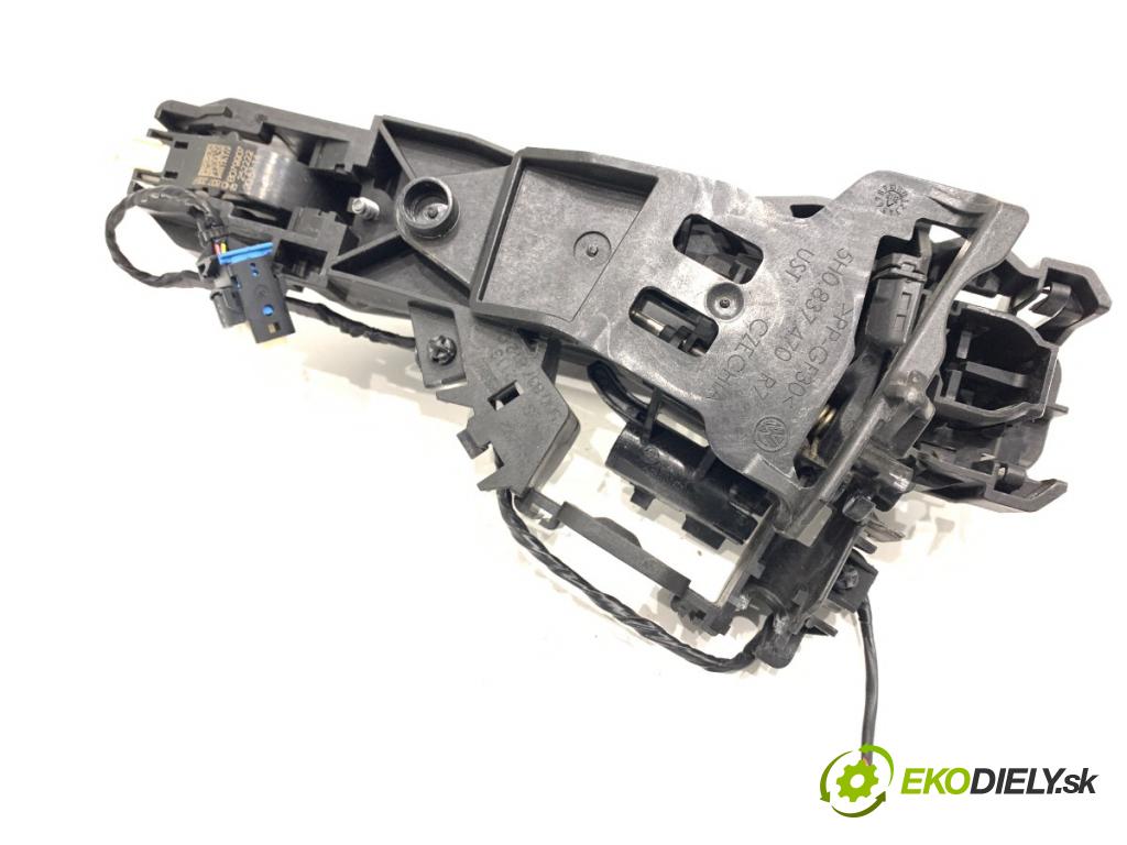 VW GOLF VIII liftback 2022 96 kW 1.5 TSI 1495 Kľučka vonkajšia pravy zad 5H0837206F