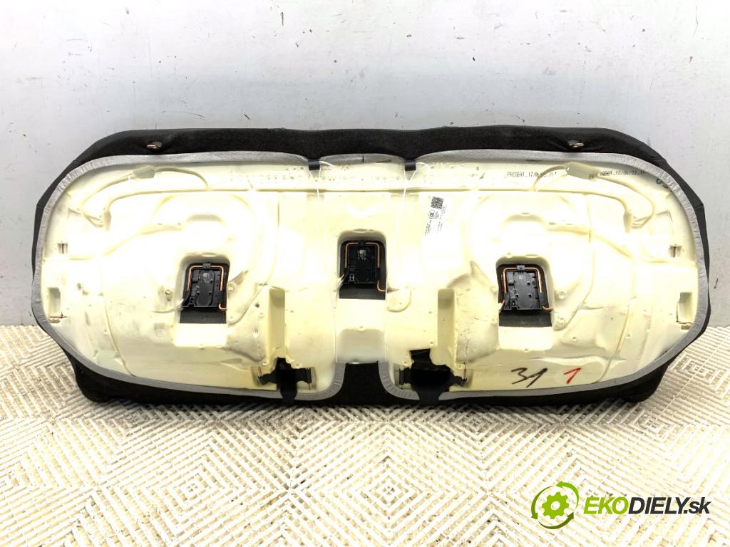 VW GOLF VIII liftback 2022 96 kW 1.5 TSI 1495 Sedadlo druhý rad