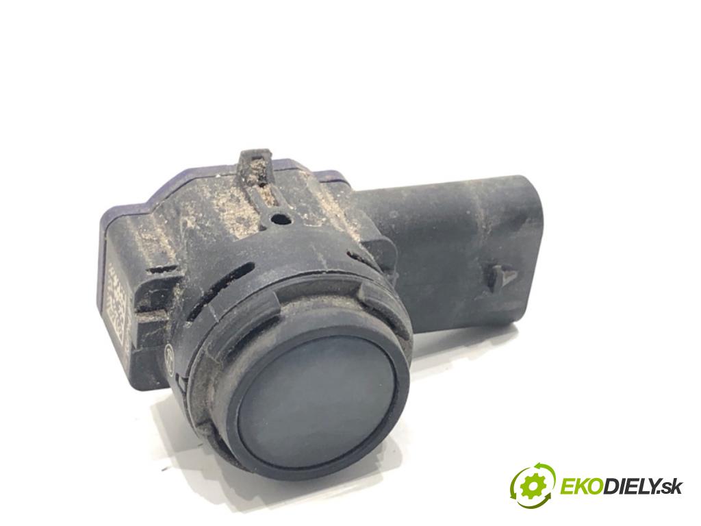 VW GOLF VIII liftback 2022 96 kW 1.5 TSI 1495 snímač PDC 5WA919275B