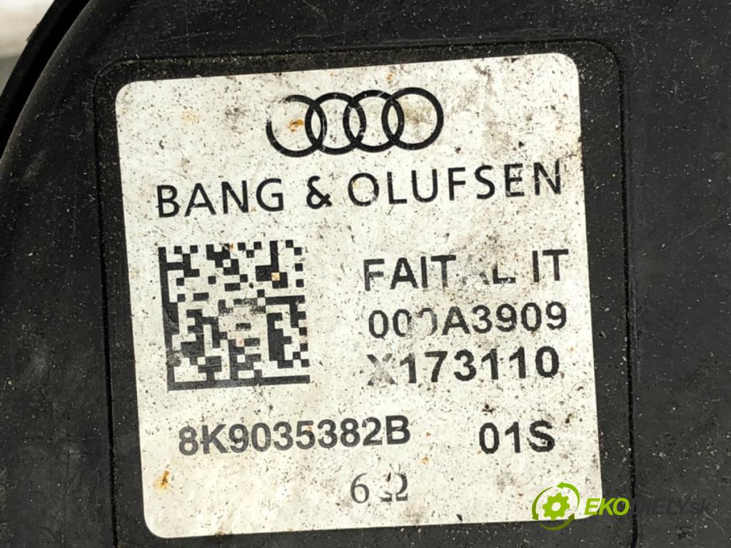 AUDI A5 8T coupe 2010 125 kW 2.0 TDI 1968 subwoofer 8K9035382B (Audio zariadenie)