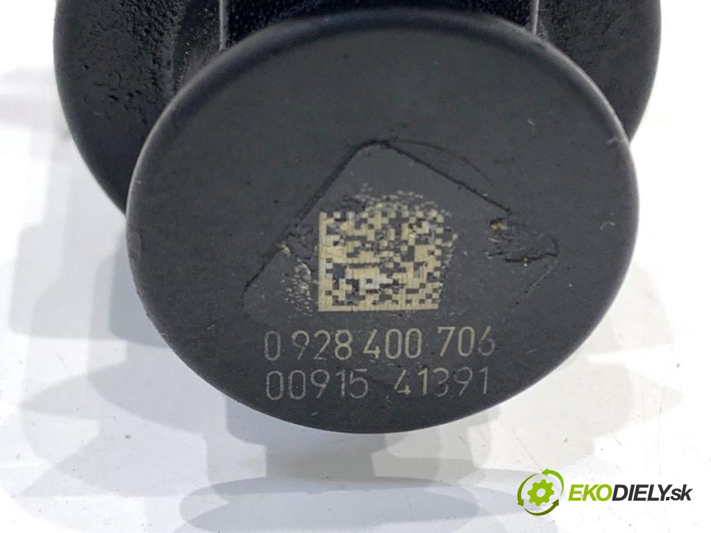 AUDI A5 8T coupe 2010 125 kW 2.0 TDI 1968 Regulátor tlaku paliva 0928400706 (Palivový systém ostatné)