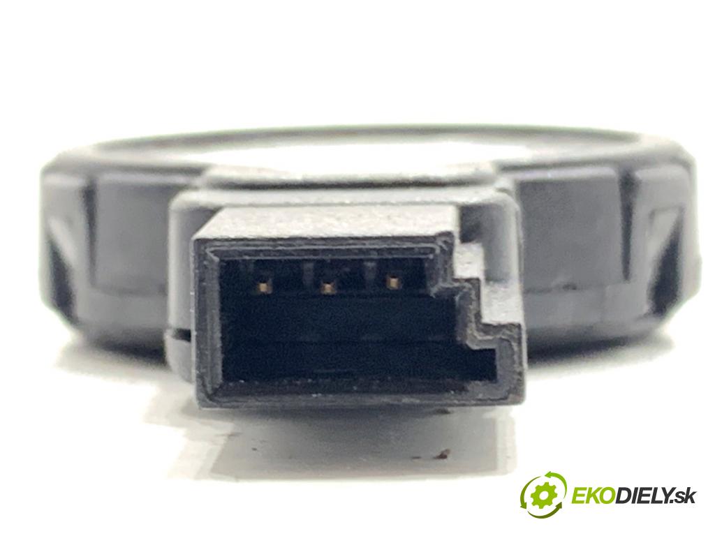 AUDI A5 8T coupe 2010 125 kW 2.0 TDI 1968 Snímač dažďa 8K0955559 (Snímač dažďa)