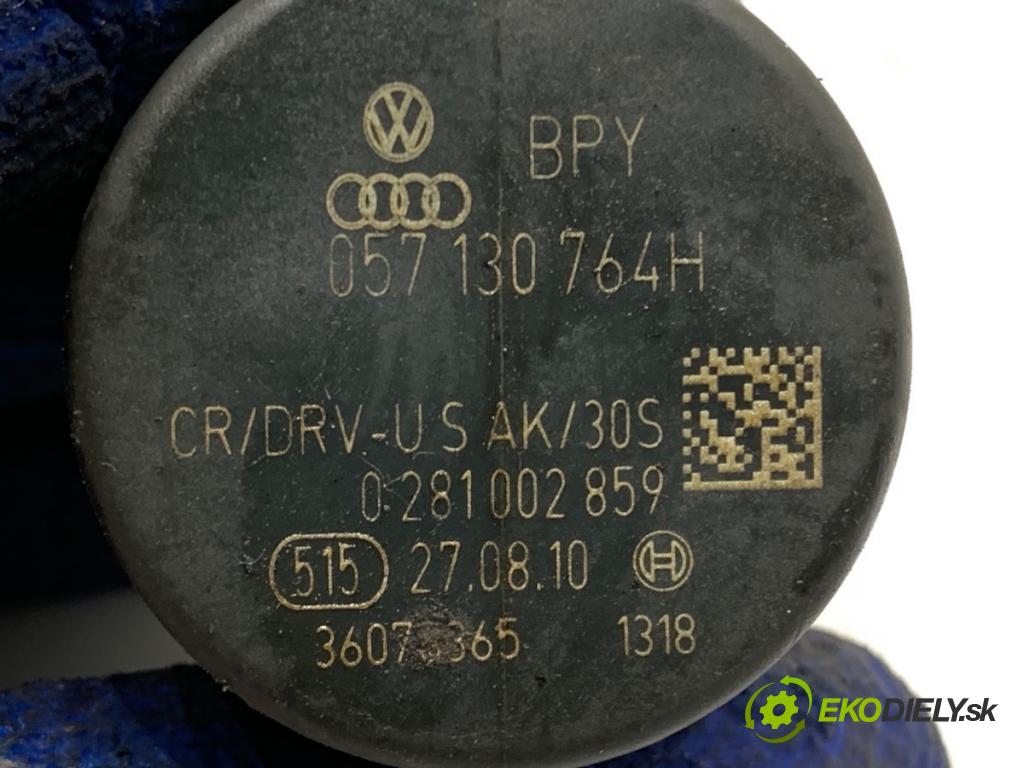 AUDI A5 8T coupe 2010 125 kW 2.0 TDI 1968 Snímač tlaku paliva 057130764H (Snímač)
