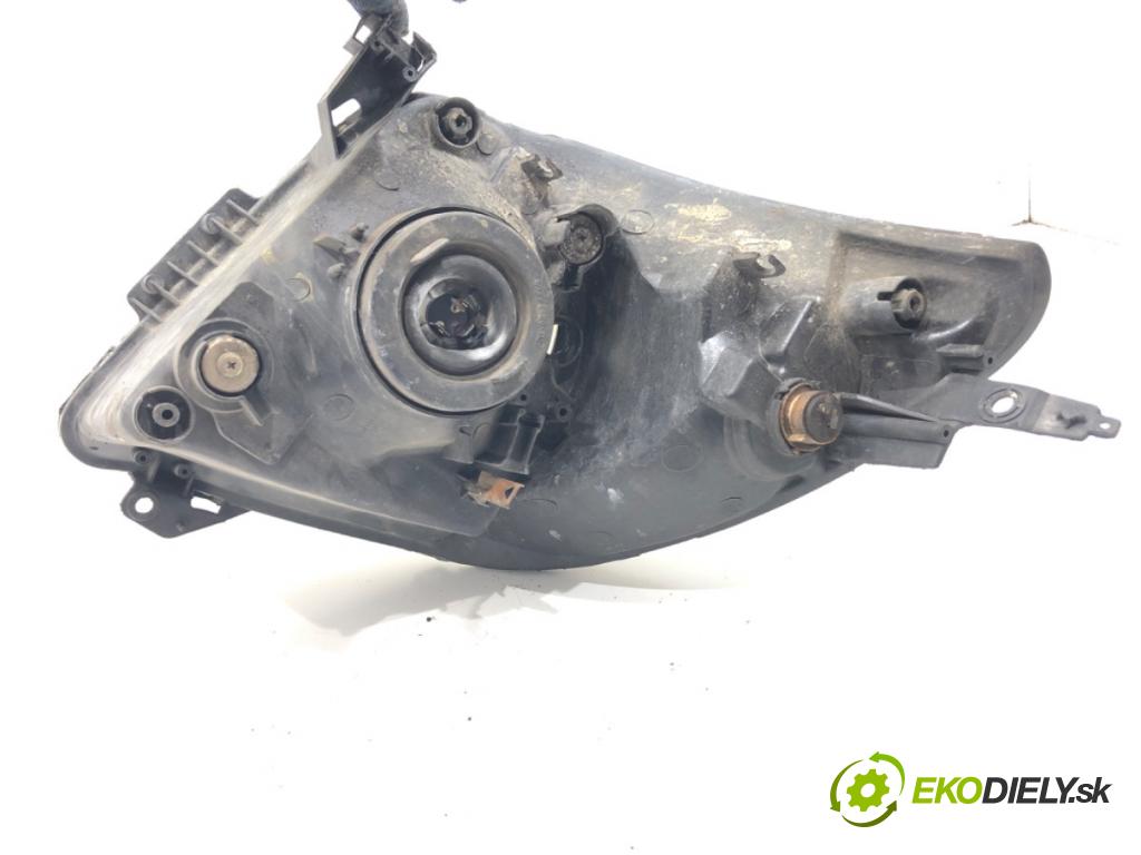 SUZUKI SWIFT III liftback 2006 67 kW 1.3 (RS 413) 1328 Svetlomet pravy predný
