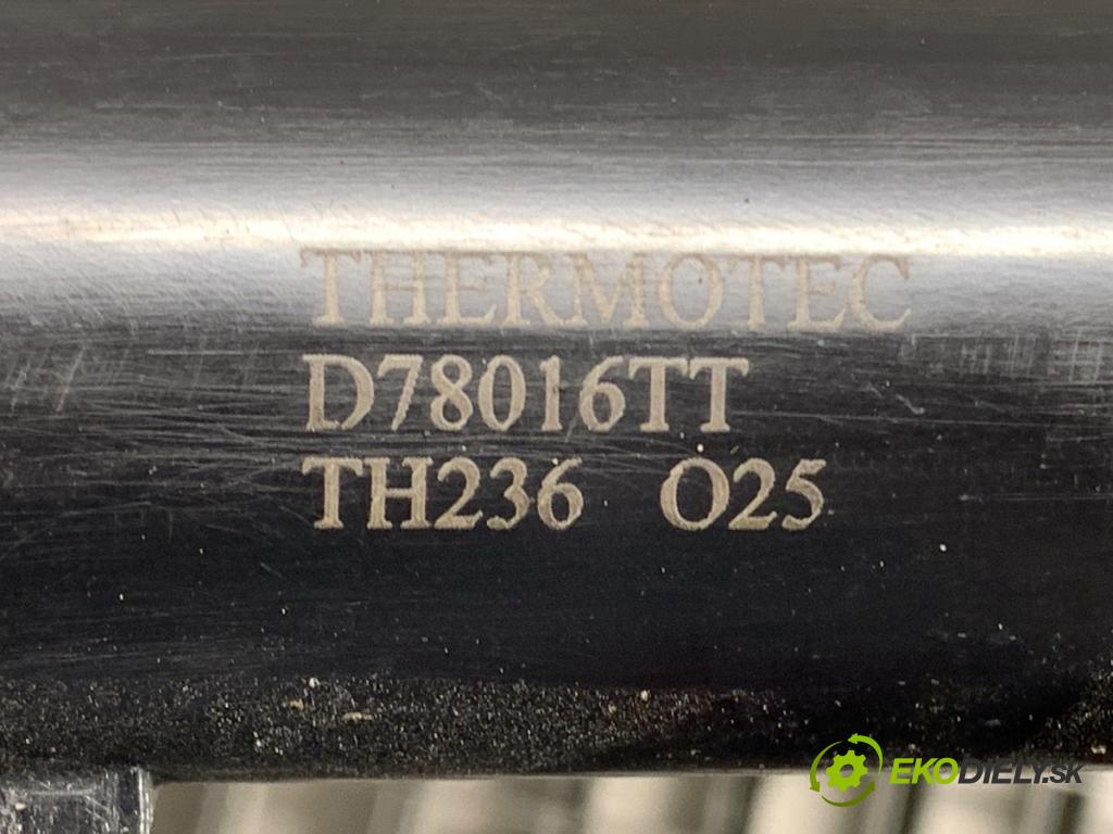 SUZUKI SWIFT III liftback 2006 67 kW 1.3 (RS 413) 1328 chladič vody  (Chladiče vody)