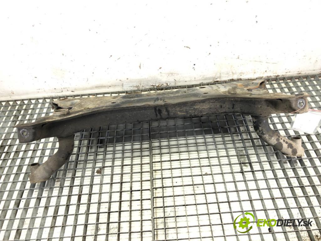 SUZUKI SWIFT III liftback 2006 67 kW 1.3 (RS 413) 1328 výztuha pod motor  (Výztuhy přední)