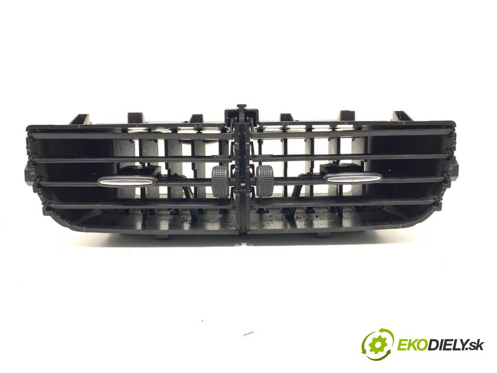 RENAULT CLIO IV liftback 2015 55 kW 1.5 dCi 75 1461 mří topení přední část 687508859R