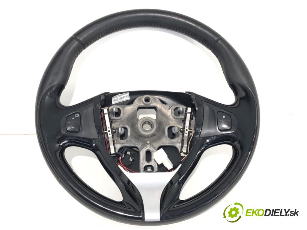 RENAULT CLIO IV liftback 2015 55 kW 1.5 dCi 75 1461 Volant  (Volant)