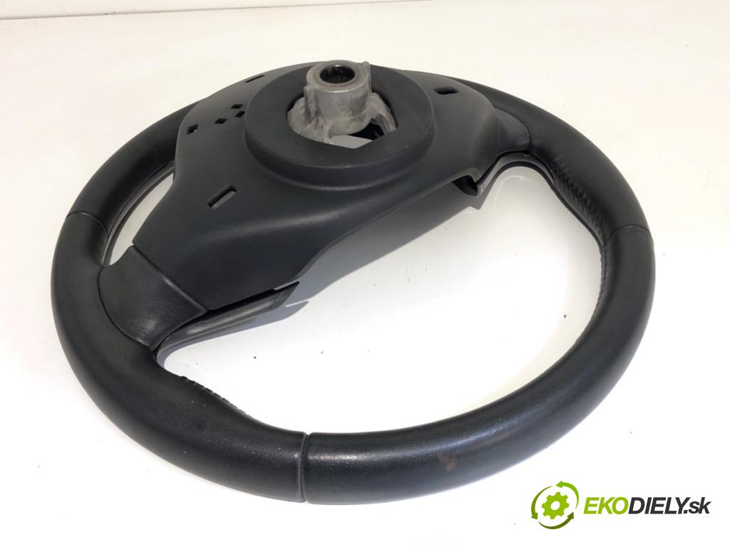 RENAULT CLIO IV liftback 2015 55 kW 1.5 dCi 75 1461 Volant  (Volant)