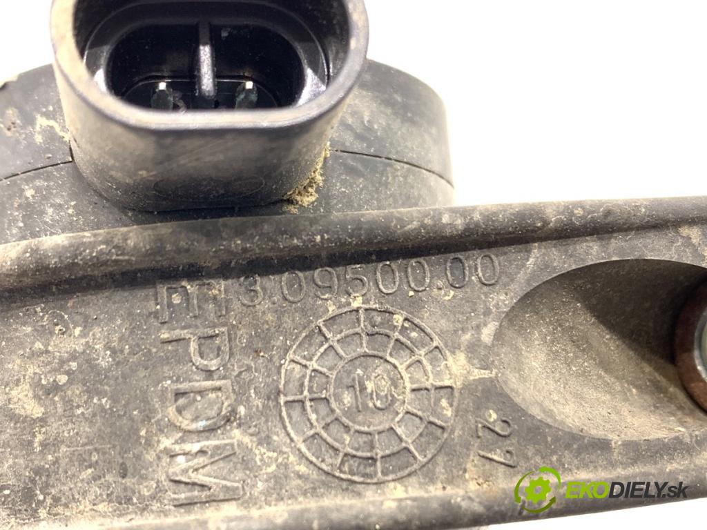 FORD KUGA I SUV 2010 103 kW 2.0 TDCi 4x4 1997 DALŠÍ: pumpa vody 30950000 (Vodní pumpy)