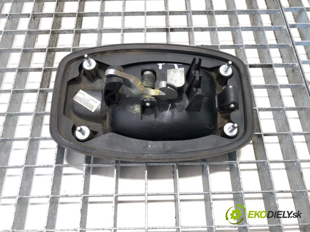 PEUGEOT BOXER II Skrzynia 2012 96 kW 2.2 HDi 130 2198 Kľučka vonkajšia pravy zad