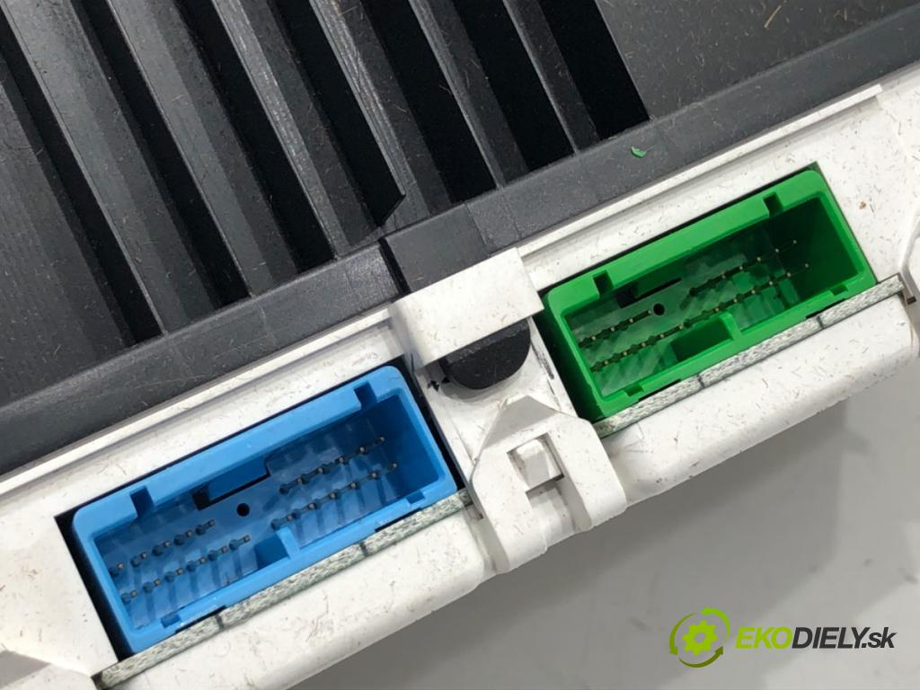 HONDA CIVIC VII liftback 2004 66 kW 1.4 iS (EP1) 1396 Prístrojovka HR0291215 (Prístrojová doska)