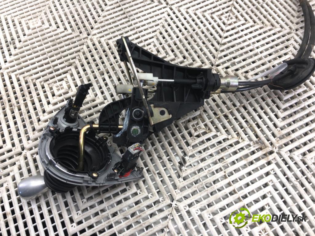 HONDA CIVIC VII liftback 2004 66 kW 1.4 iS (EP1) 1396 Kulisa 54000-S5S0030 (Rýchlostná páka (kulisa))