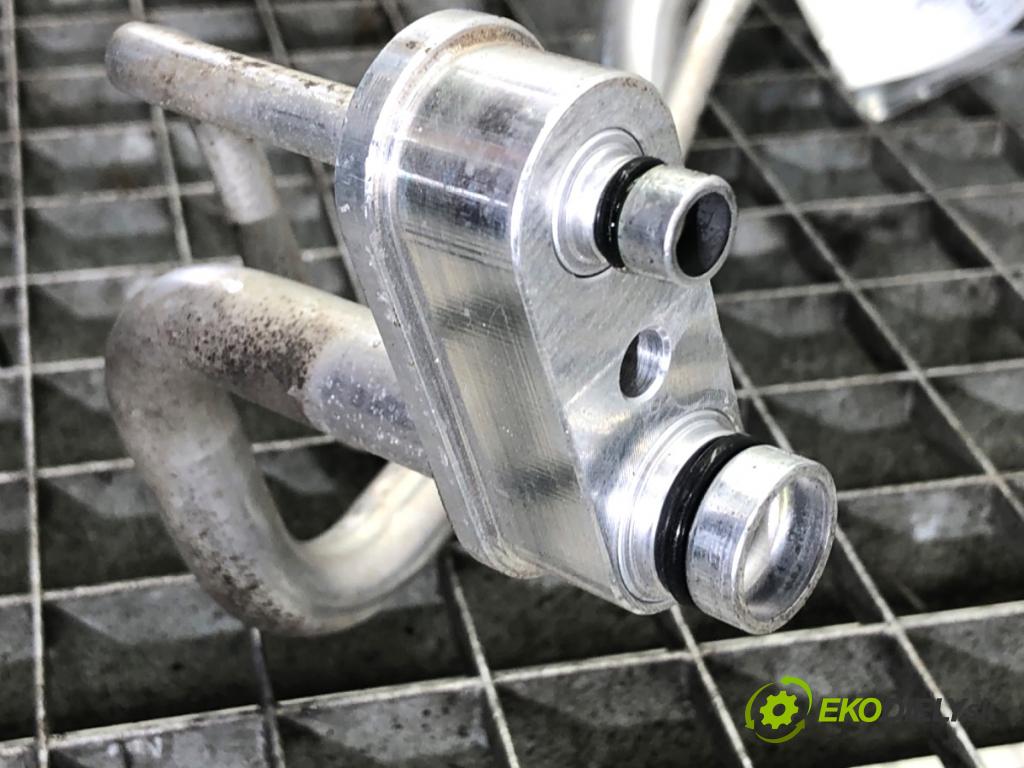 HONDA CIVIC VII liftback 2004 66 kW 1.4 iS (EP1) 1396 rúrka klimatizácie  (Rúrka klimatizácie)